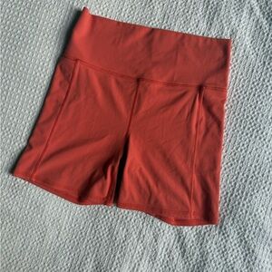 Vuori Red High-Waisted Bike Shorts Performance